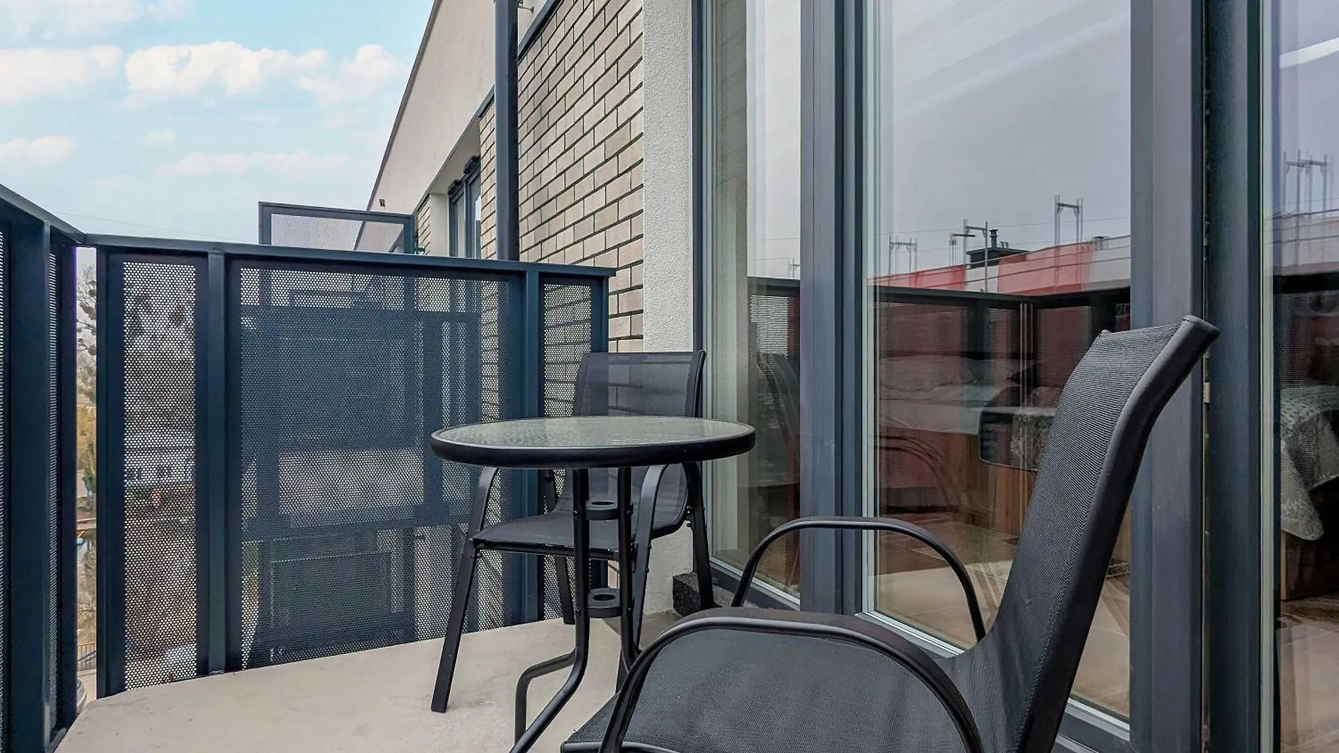 Studio Pet-Friendly Near Motlawa River In Gdansk By Noclegi Renters